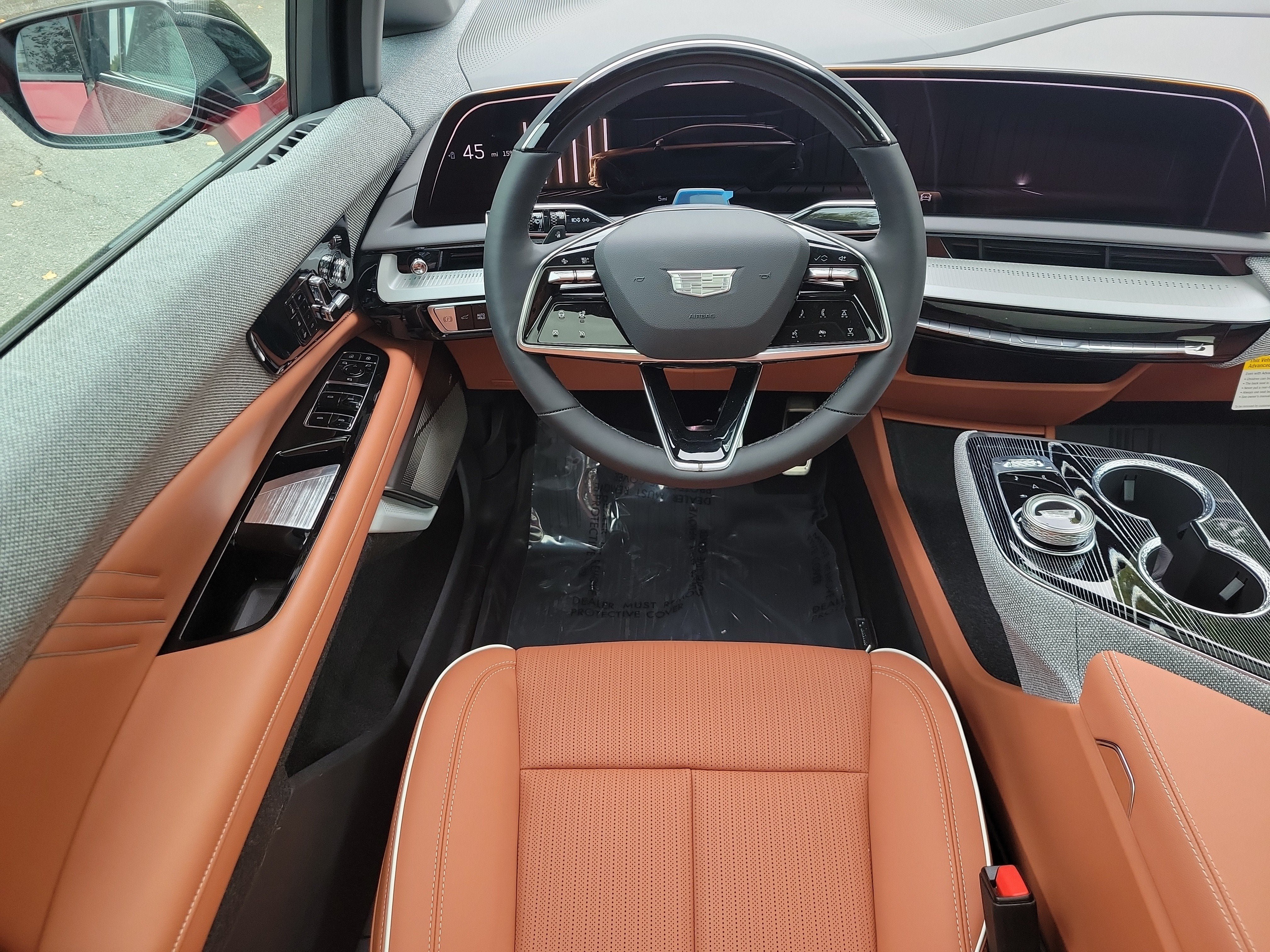 New 2027 Cadillac Optiq Premium Luxury w/ LPO, Floor Liner Package AWD/4WD image 19