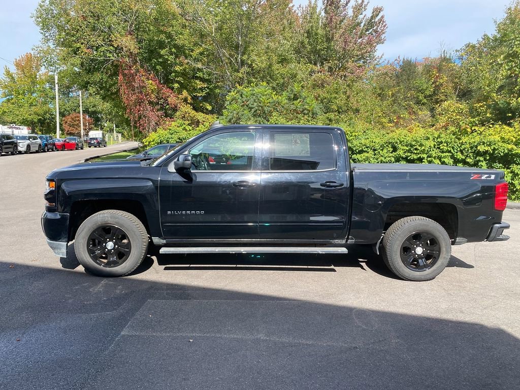Used 2018 Chevrolet Silverado 1500 LT w/ All Star Edition image 9