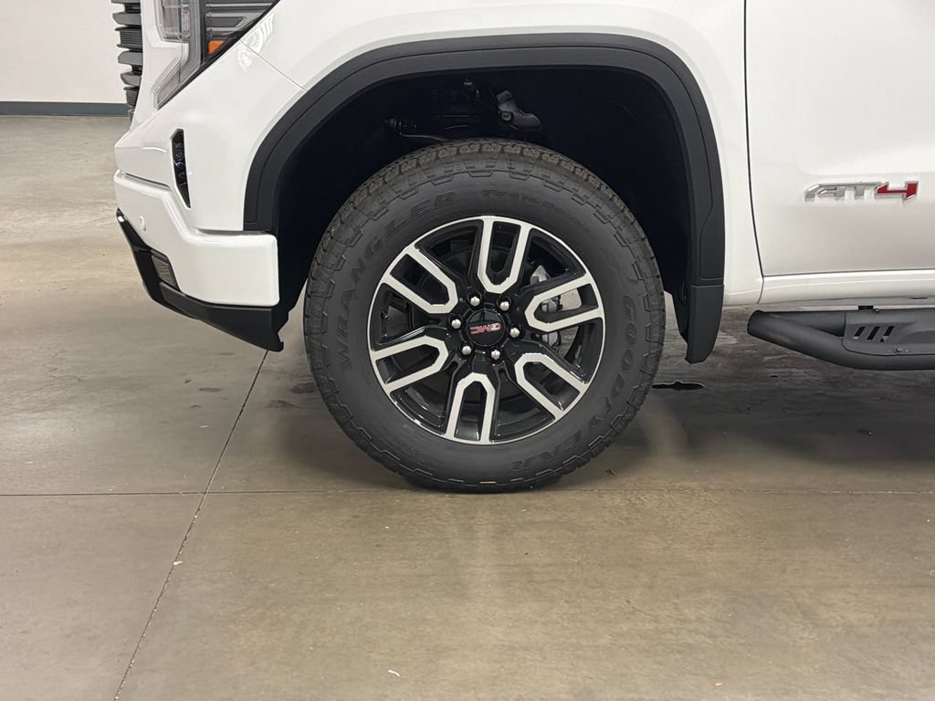 New 2026 GMC Sierra 1500 AT4 w/ AT4 Premium Package AWD/4WD image 10