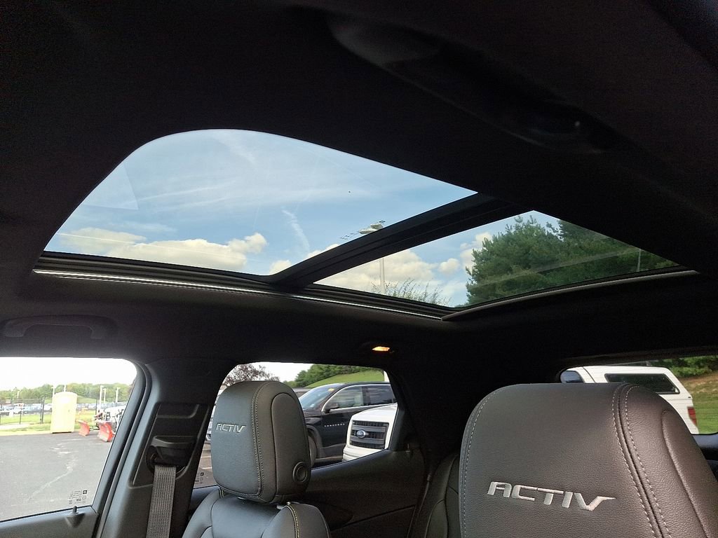 Used 2025 Chevrolet TrailBlazer ACTIV w/ Convenience Package image 15