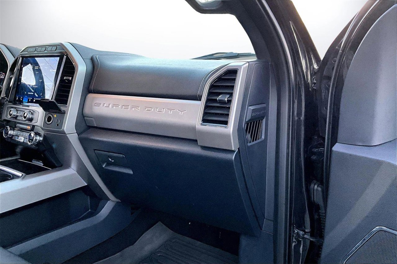 Used 2022 Ford F250 Lariat w/ Tremor Off-Road Package image 21