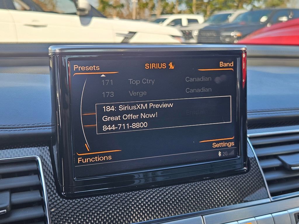 Used 2014 Audi S8 image 22