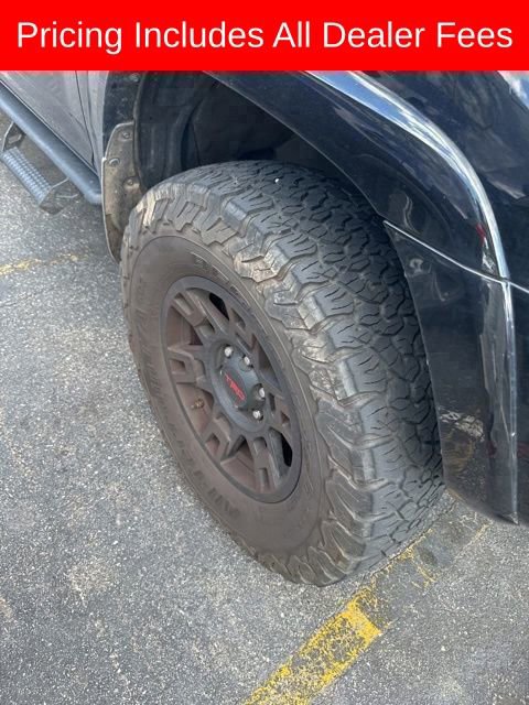 Used 2019 Toyota 4Runner TRD Off-Road Premium AWD/4WD image 7
