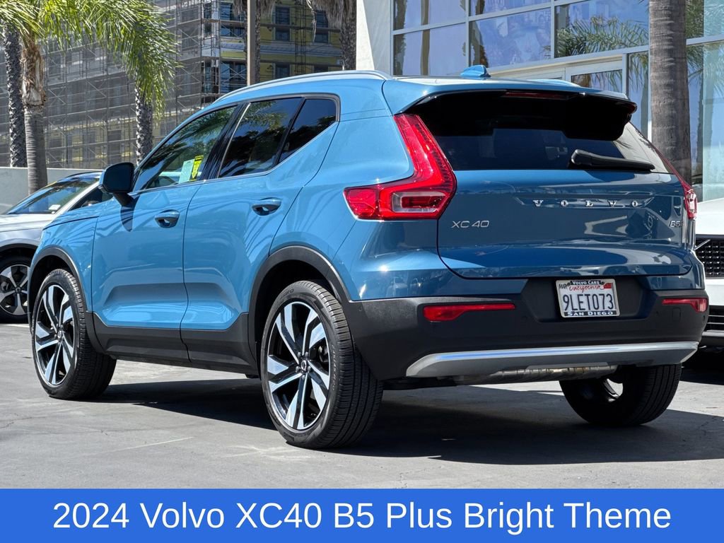 Certified 2024 Volvo XC40 B5 Plus w/ Protection Package Premier image 3