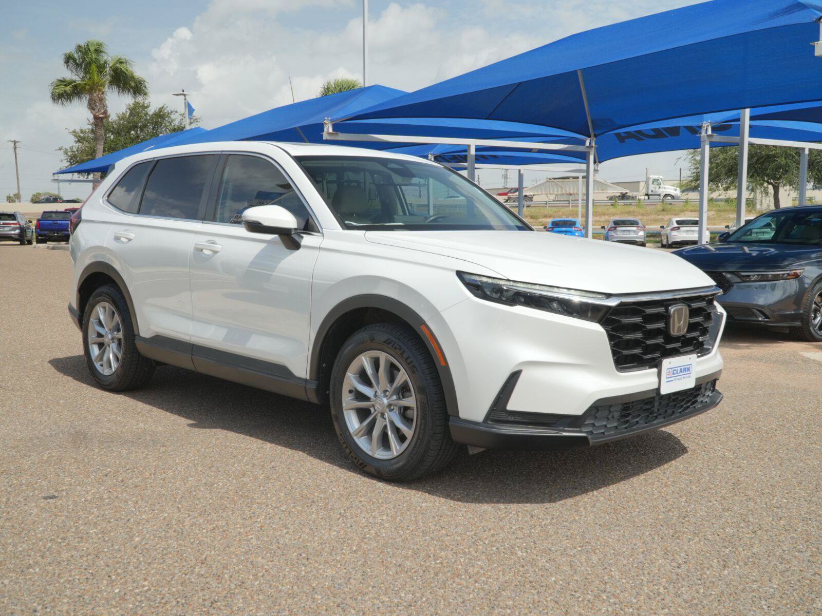 Used 2023 Honda CR-V EX-L image 3