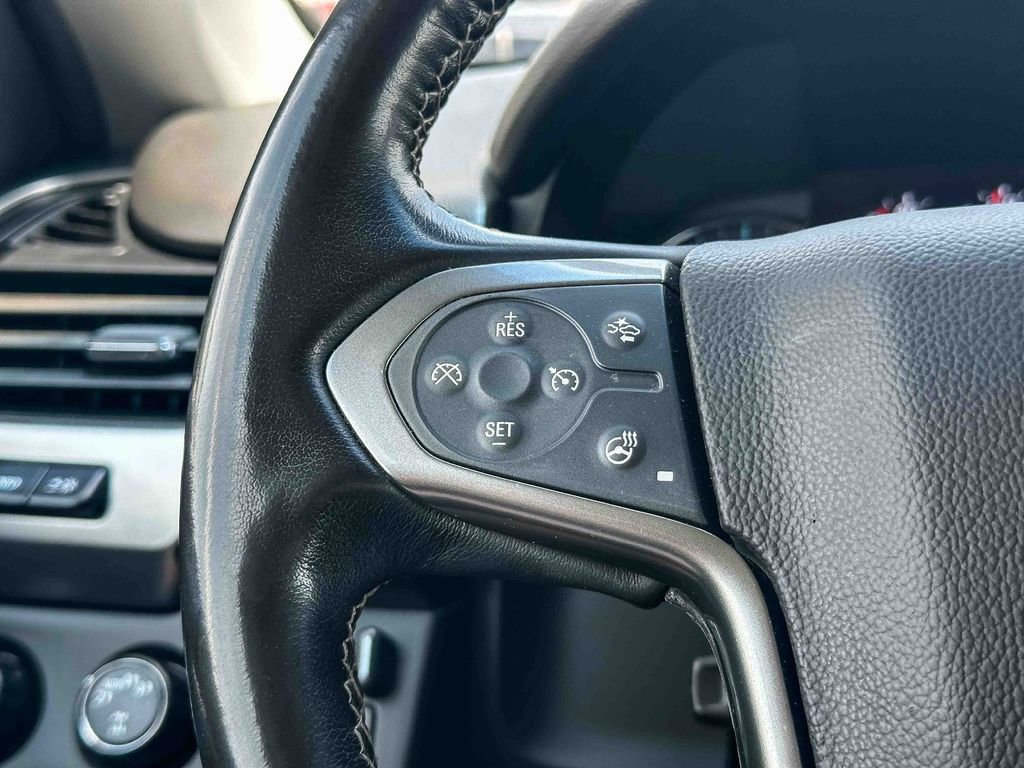 Used 2019 Chevrolet Tahoe Premier AWD/4WD image 32