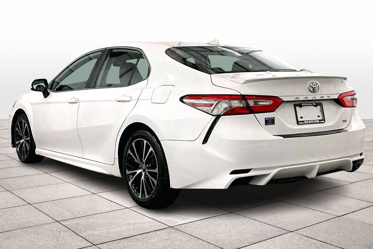 Used 2019 Toyota Camry SE image 10