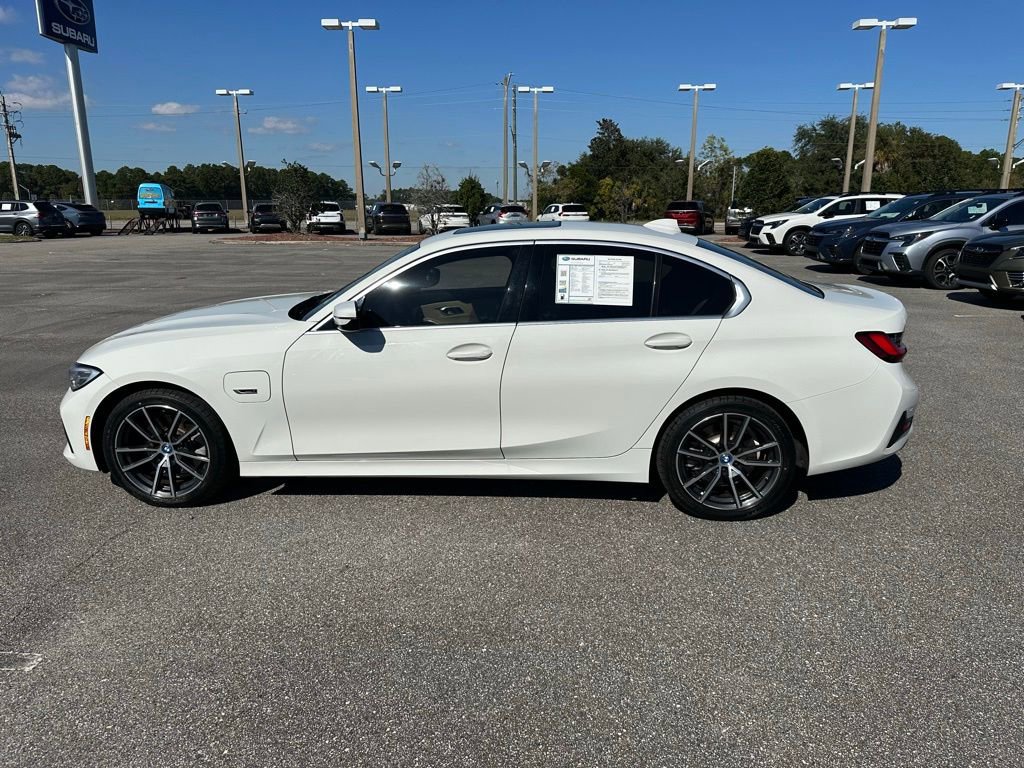 Used 2022 BMW 330e w/ Driving Assistance Package image 10