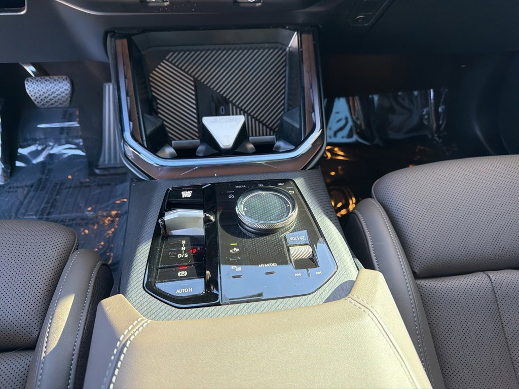 Certified 2025 BMW X3 xDrive30i w/ Premium Package image 14