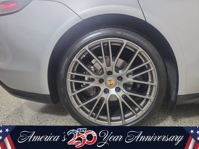 Used 2022 Porsche Panamera Platinum Edition RWD image 5