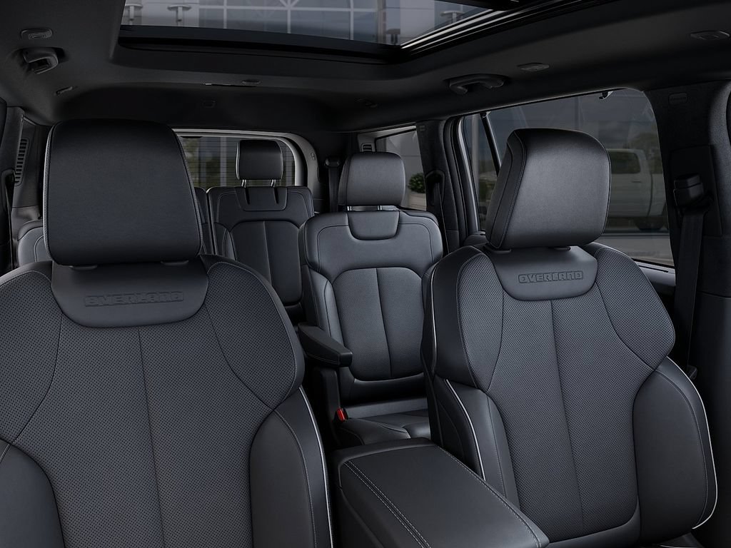 New 2025 Jeep Grand Cherokee L Overland w/ Advanced Protech Group III AWD/4WD image 26
