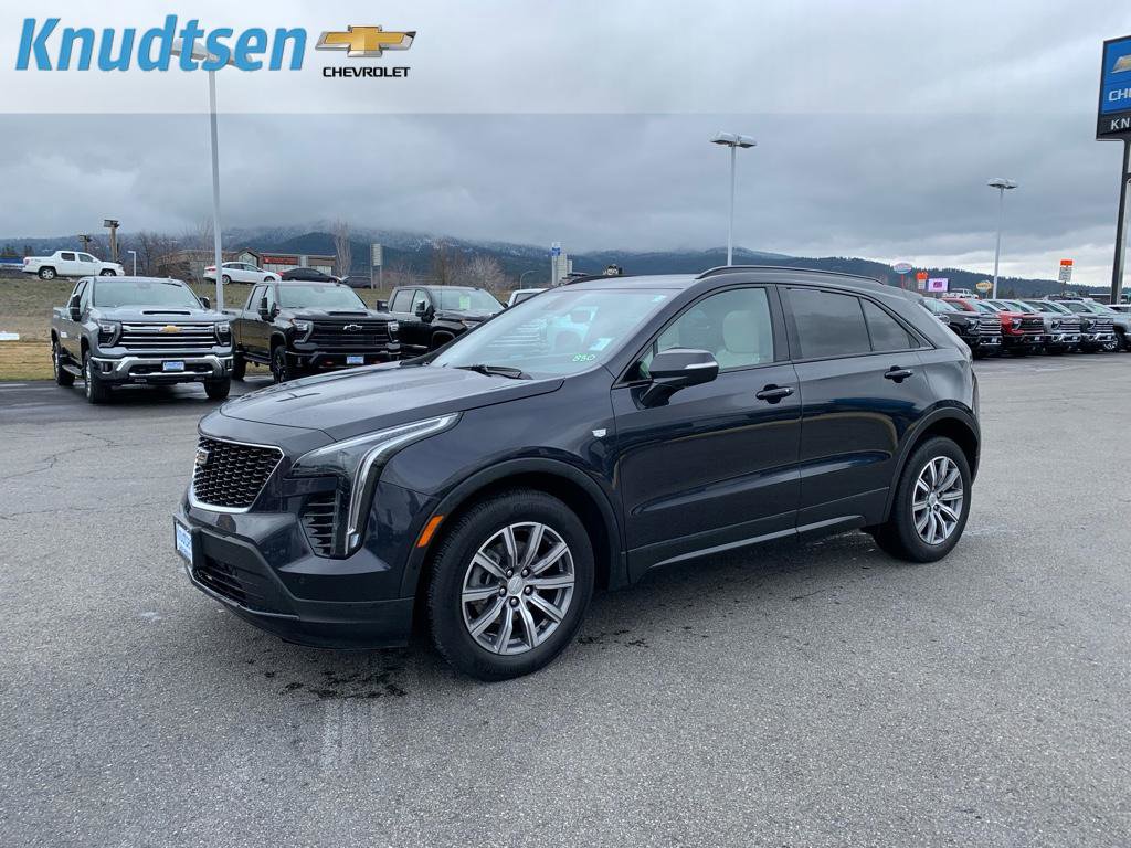 Used 2023 Cadillac XT4 Sport image 3