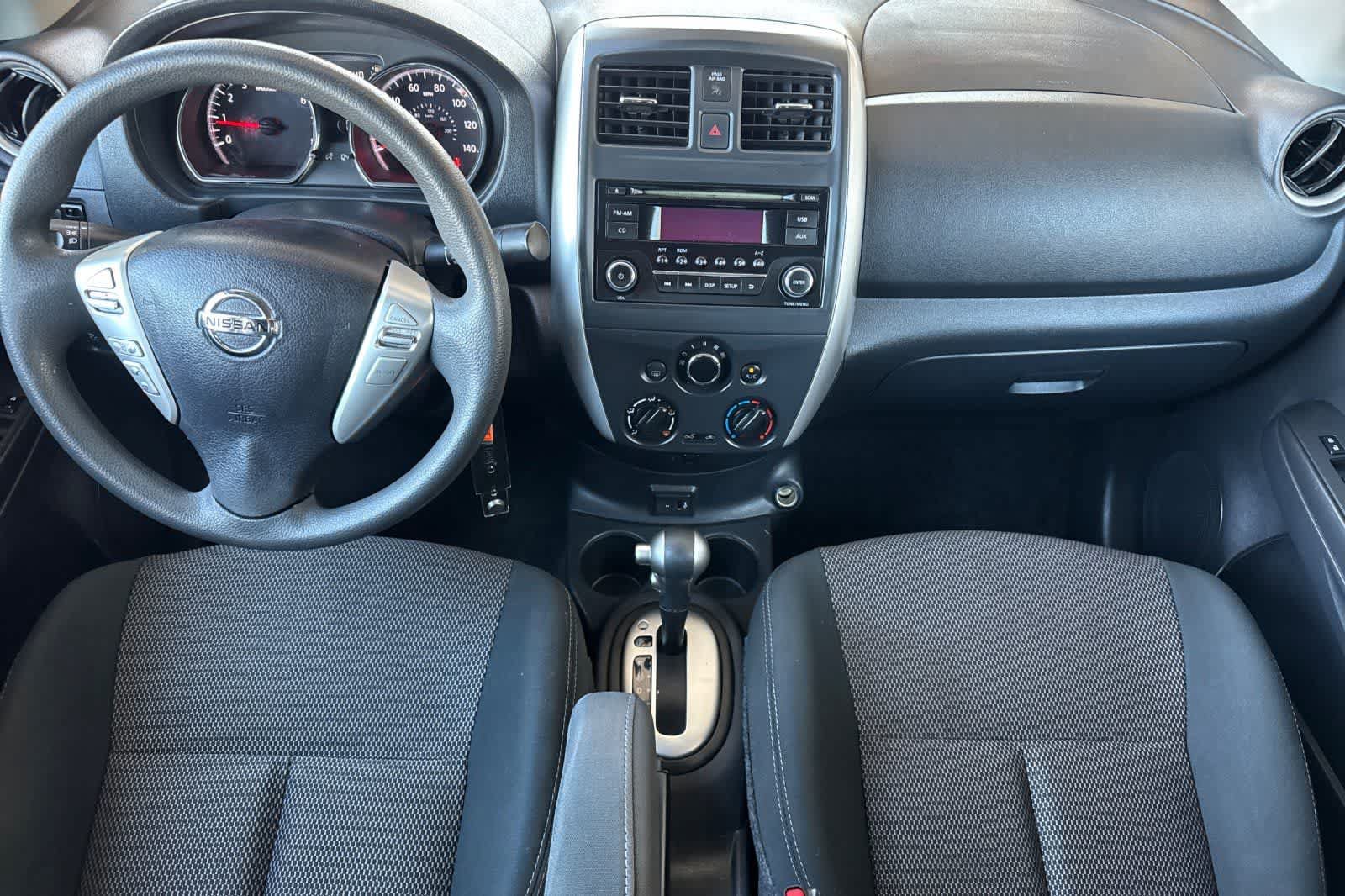 Used 2017 Nissan Versa SV FWD image 3