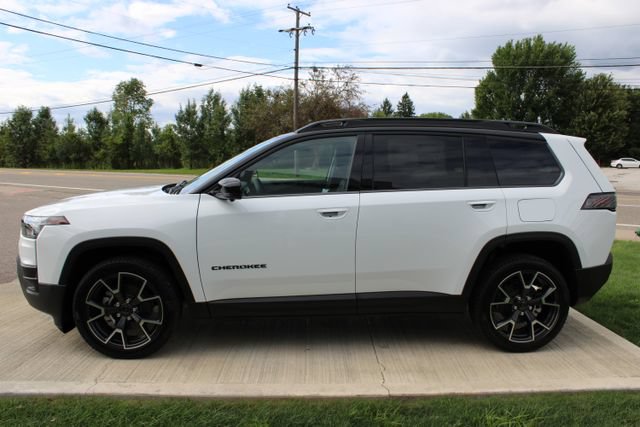New 2026 Jeep Cherokee Overland AWD/4WD image 33