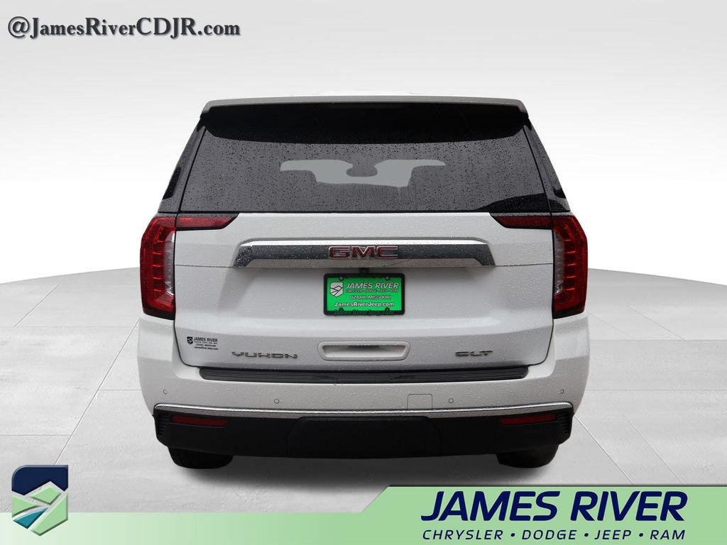 Used 2024 GMC Yukon SLT AWD/4WD image 4