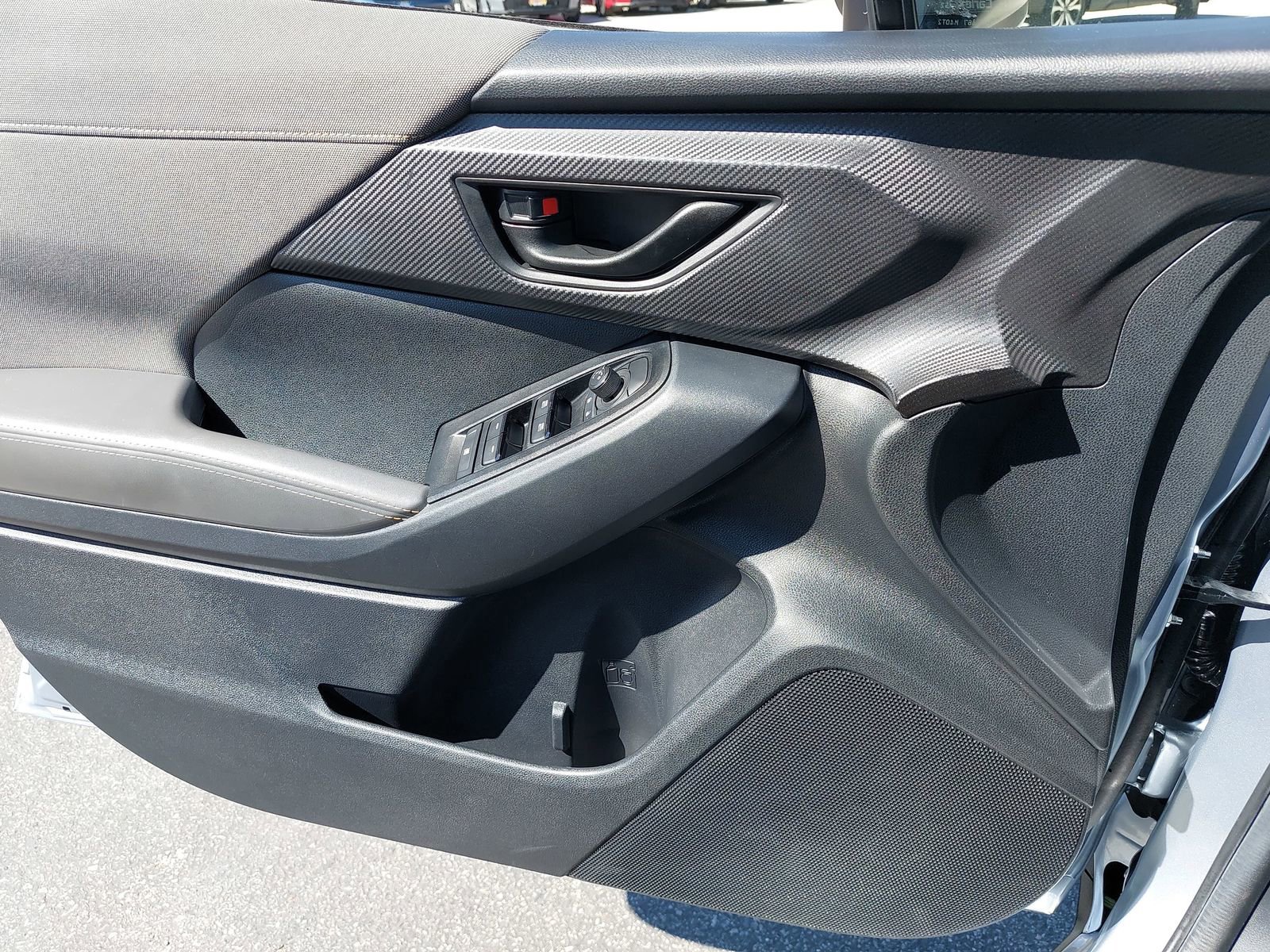 Certified 2024 Subaru Crosstrek 2.5i Sport w/ Crosstrek Mirror Package image 25