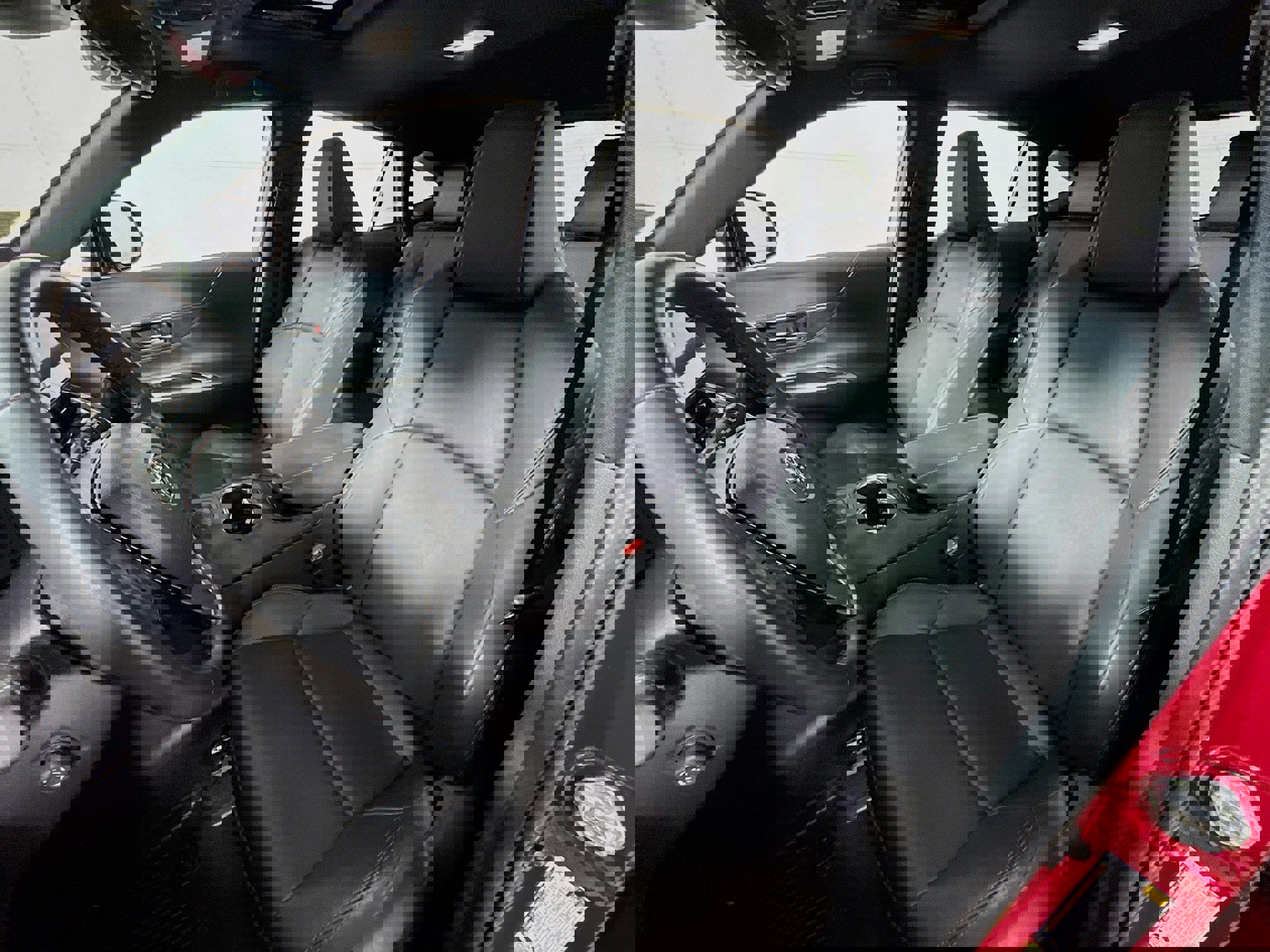 Used 2024 Toyota Venza Nightshade image 14