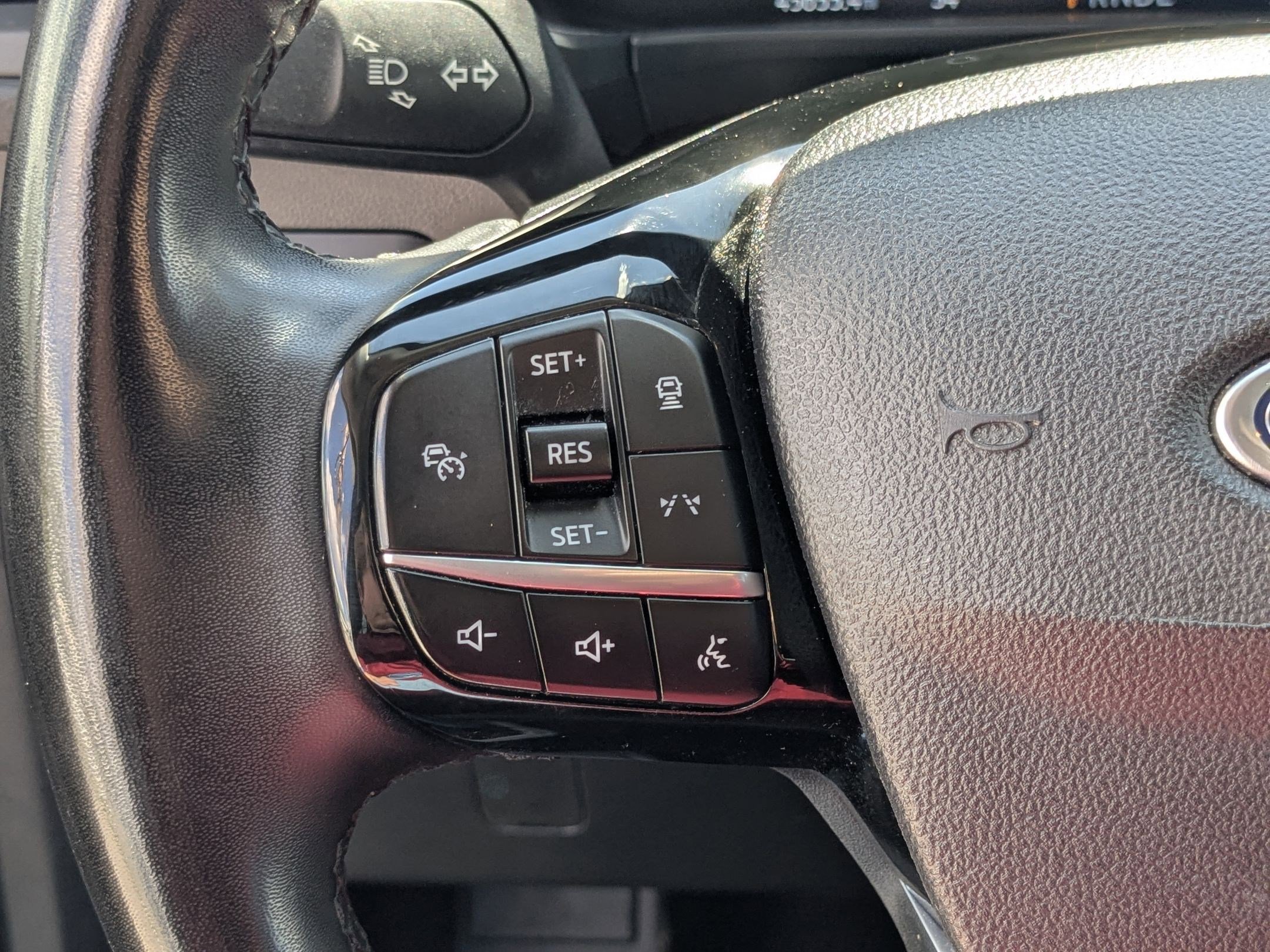 Used 2023 Ford Escape Active w/ Tech Pack #1 AWD/4WD image 19