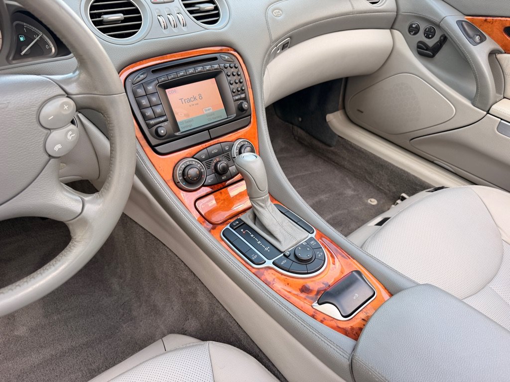 Used 2004 Mercedes-Benz SL 500 image 12