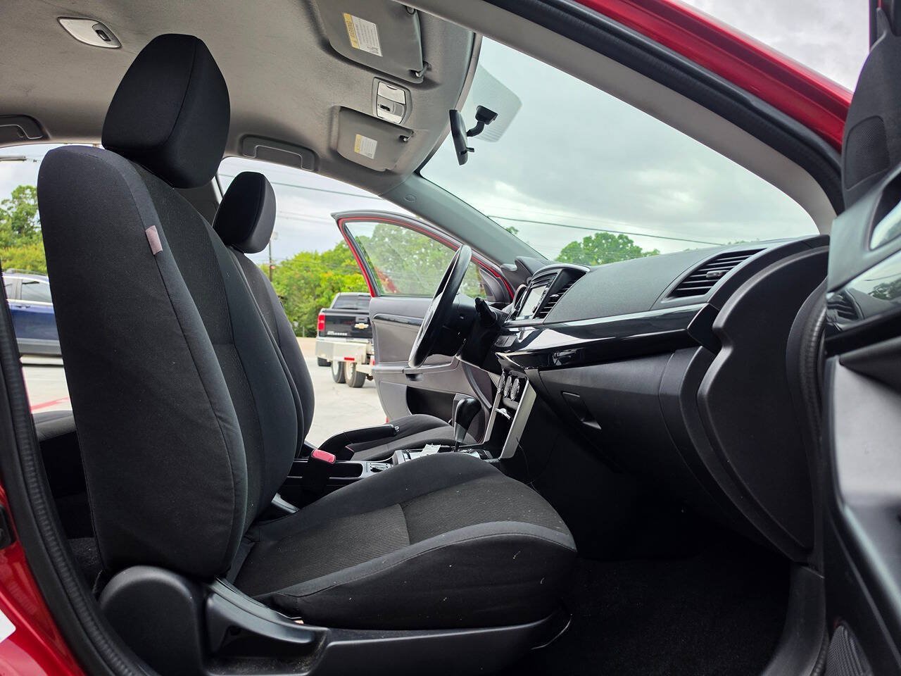 Used 2017 Mitsubishi Lancer ES AWD/4WD image 30