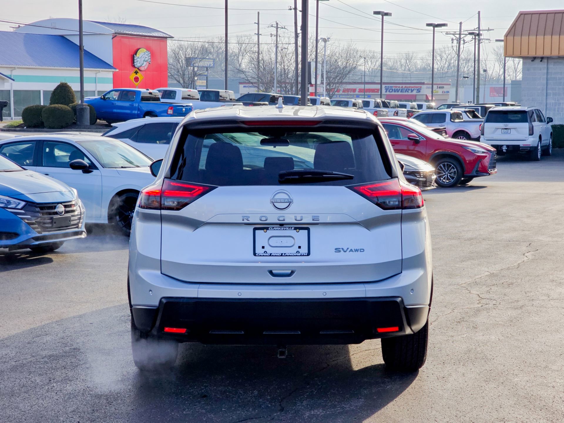 Used 2024 Nissan Rogue SV image 18