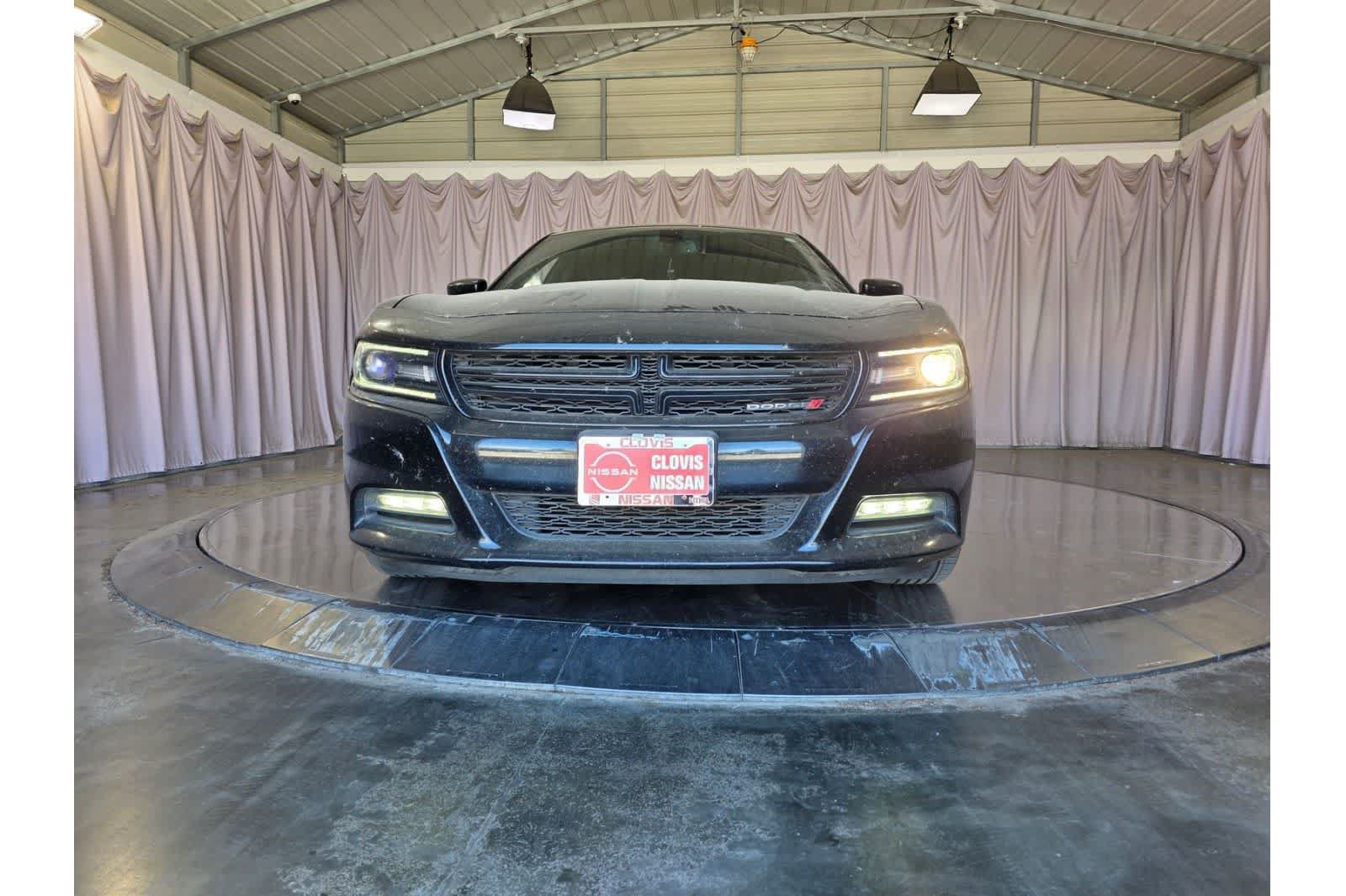 Used 2016 Dodge Charger SXT w/ Rallye Group RWD image 3