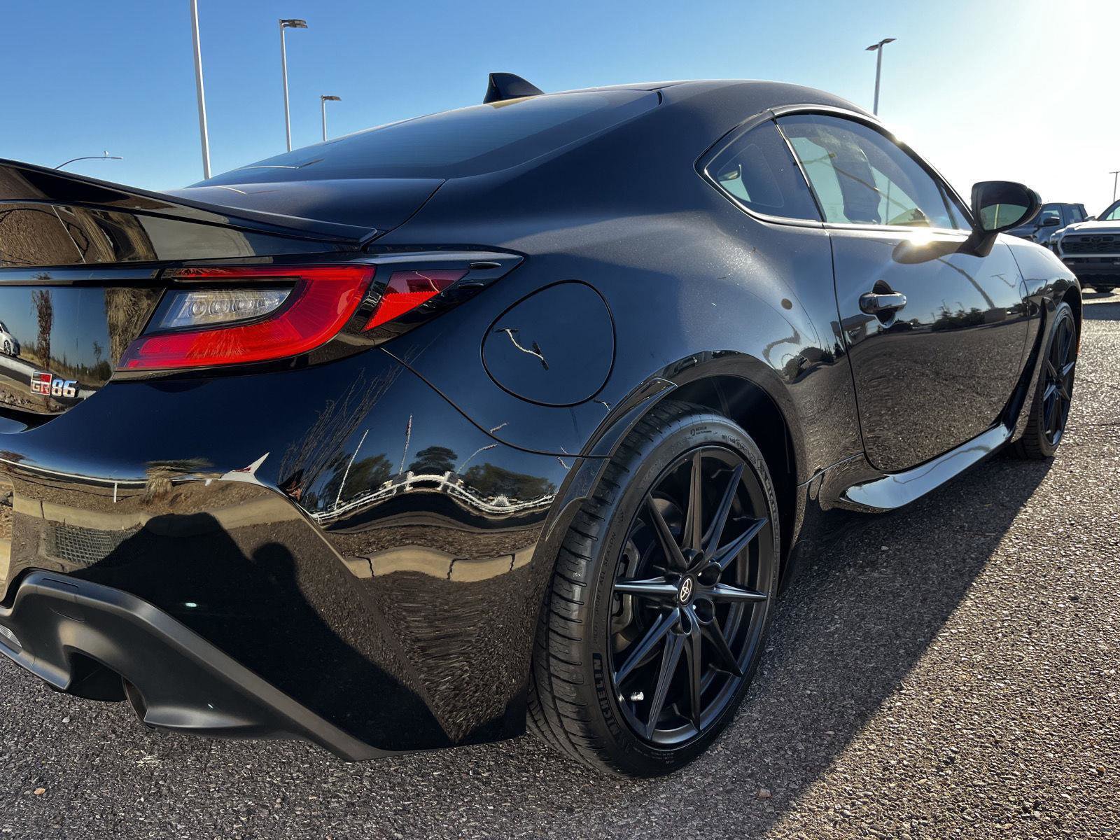 Used 2023 Toyota GR86 Premium image 13