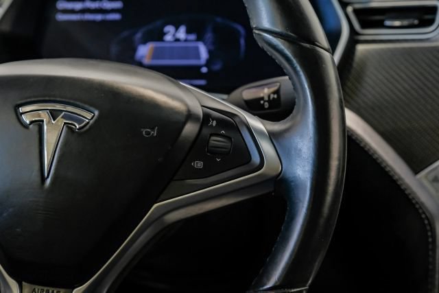 Used 2016 Tesla Model X 90D AWD/4WD image 26
