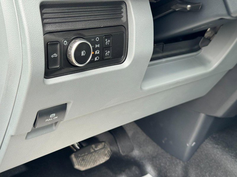 New 2026 Ford F550 XL 4WD Reg Cab CA image 9