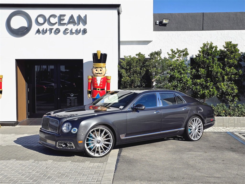 Used 2017 Bentley Mulsanne Speed image 1