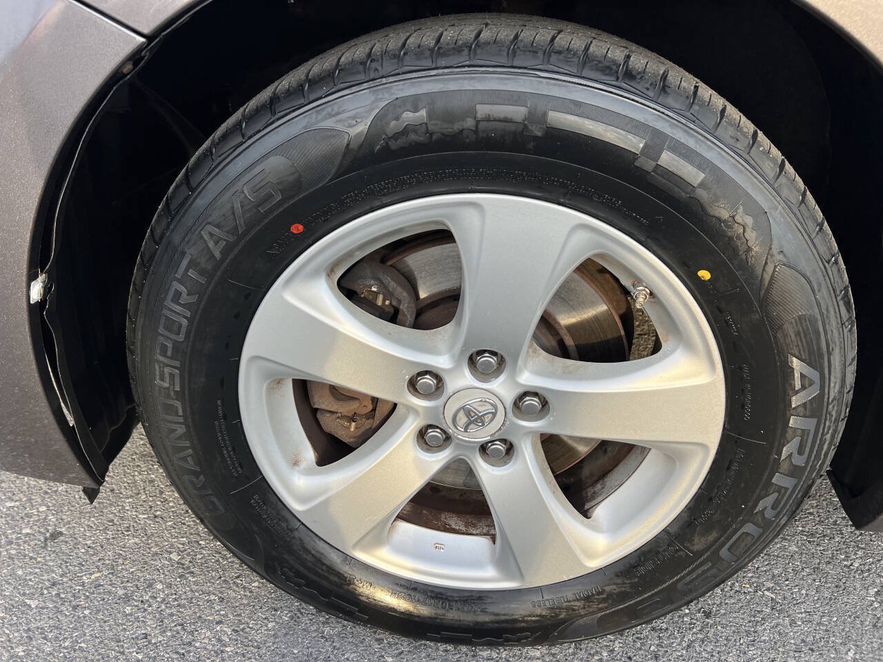 Used 2012 Toyota Sienna LE FWD image 18