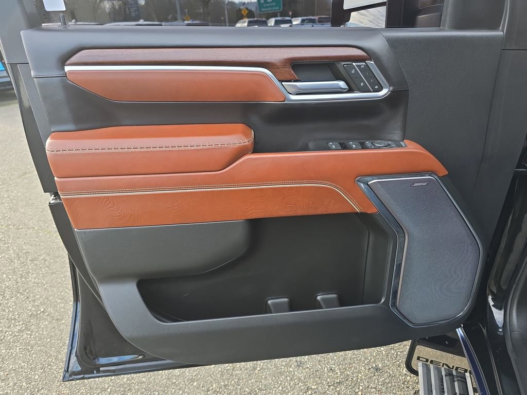 Used 2024 GMC Sierra 3500 Denali Ultimate image 27