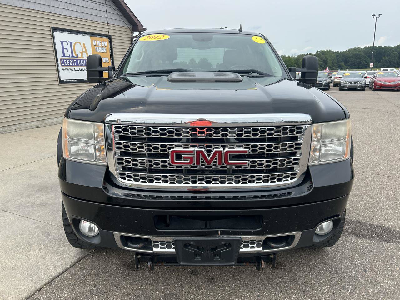 Used 2012 GMC Sierra 2500 Denali AWD/4WD image 2