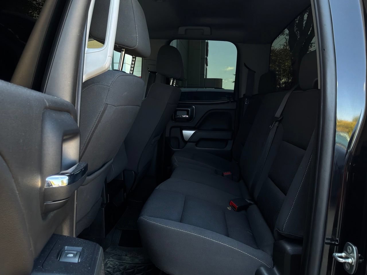 Used 2018 Chevrolet Silverado 1500 LT w/ All Star Edition AWD/4WD image 14