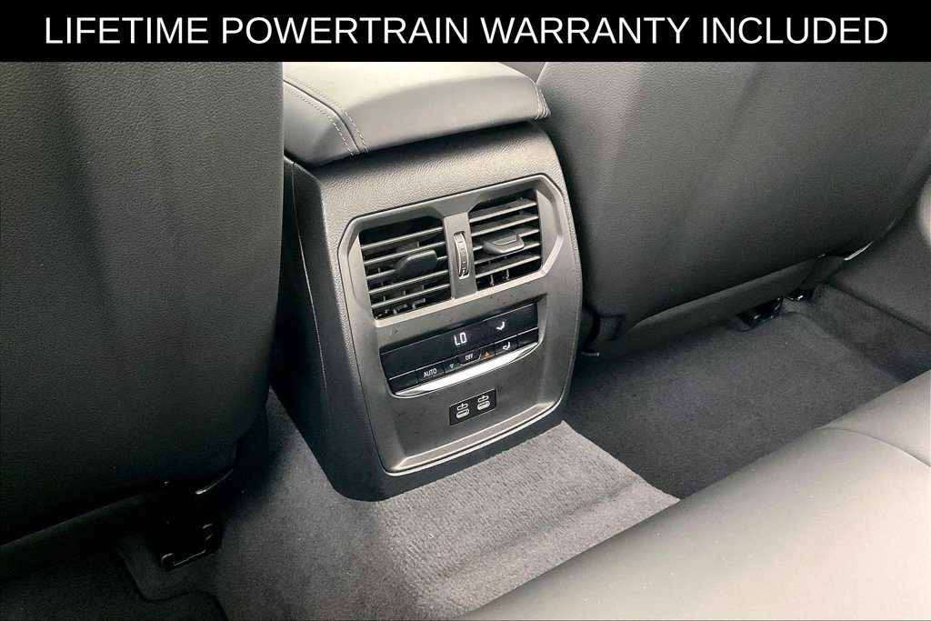 Used 2027 BMW M3 Competition AWD/4WD image 30
