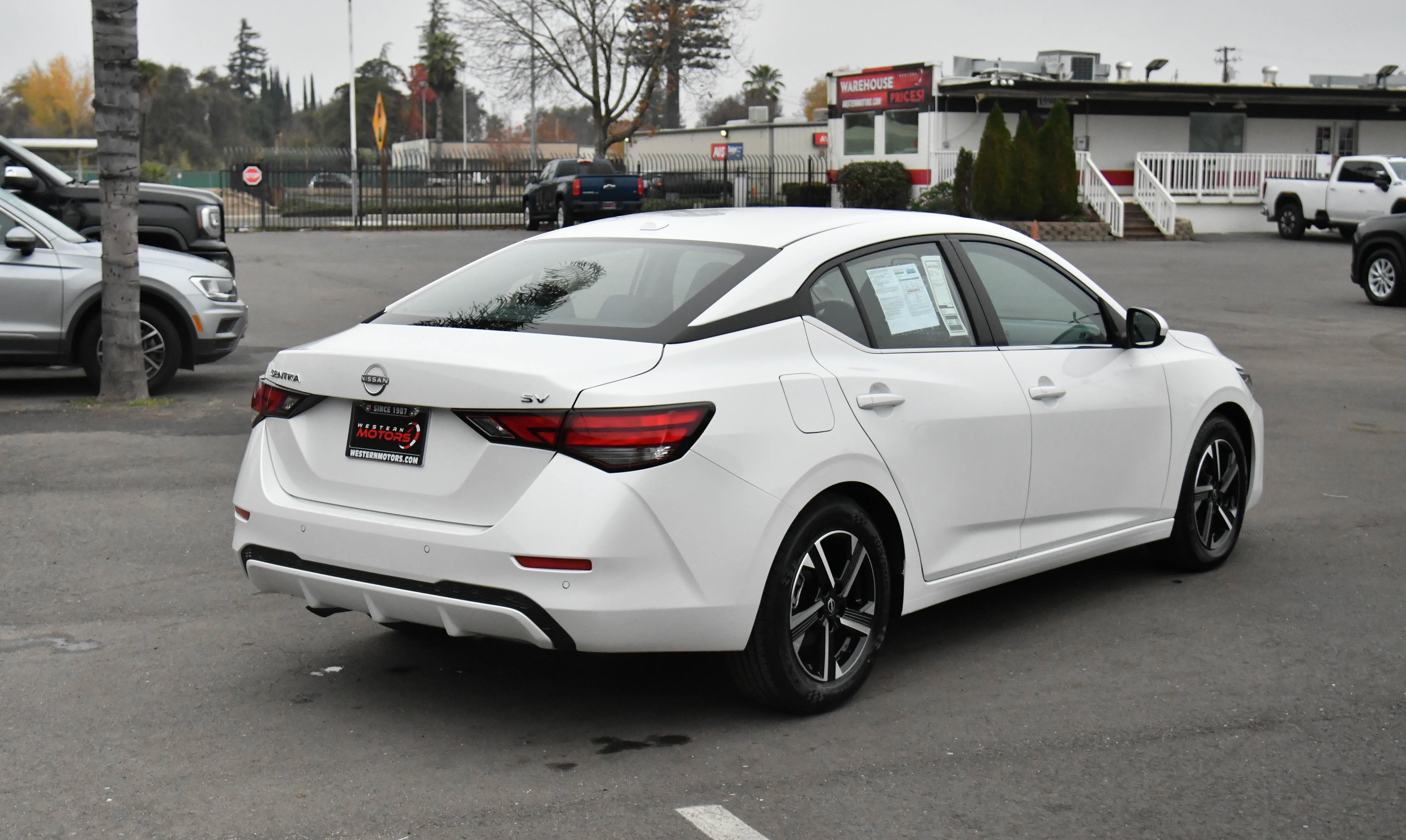 Used 2024 Nissan Sentra SV image 8
