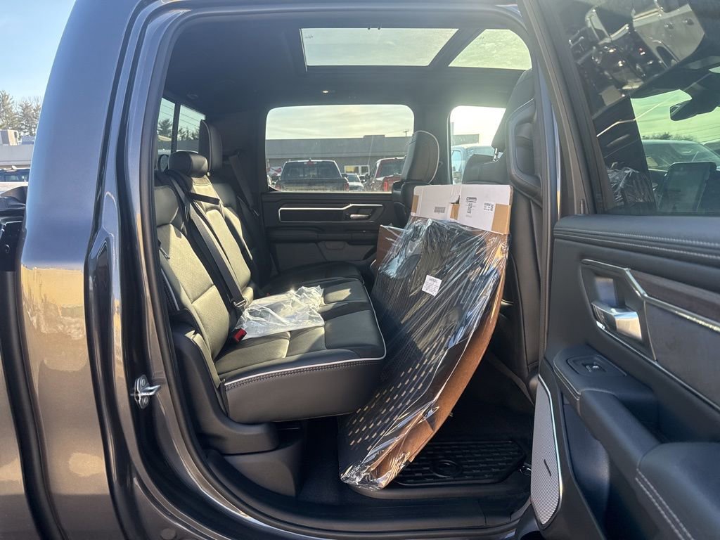 New 2026 RAM 1500 Laramie AWD/4WD image 27