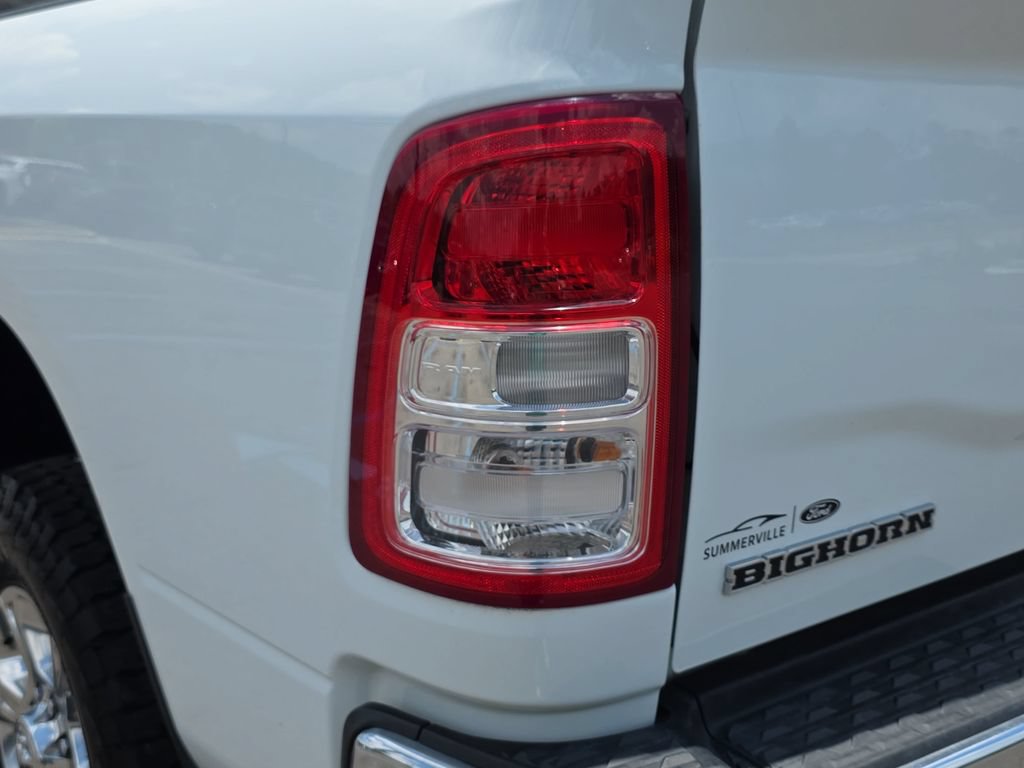 Used 2024 RAM 3500 Big Horn AWD/4WD image 32