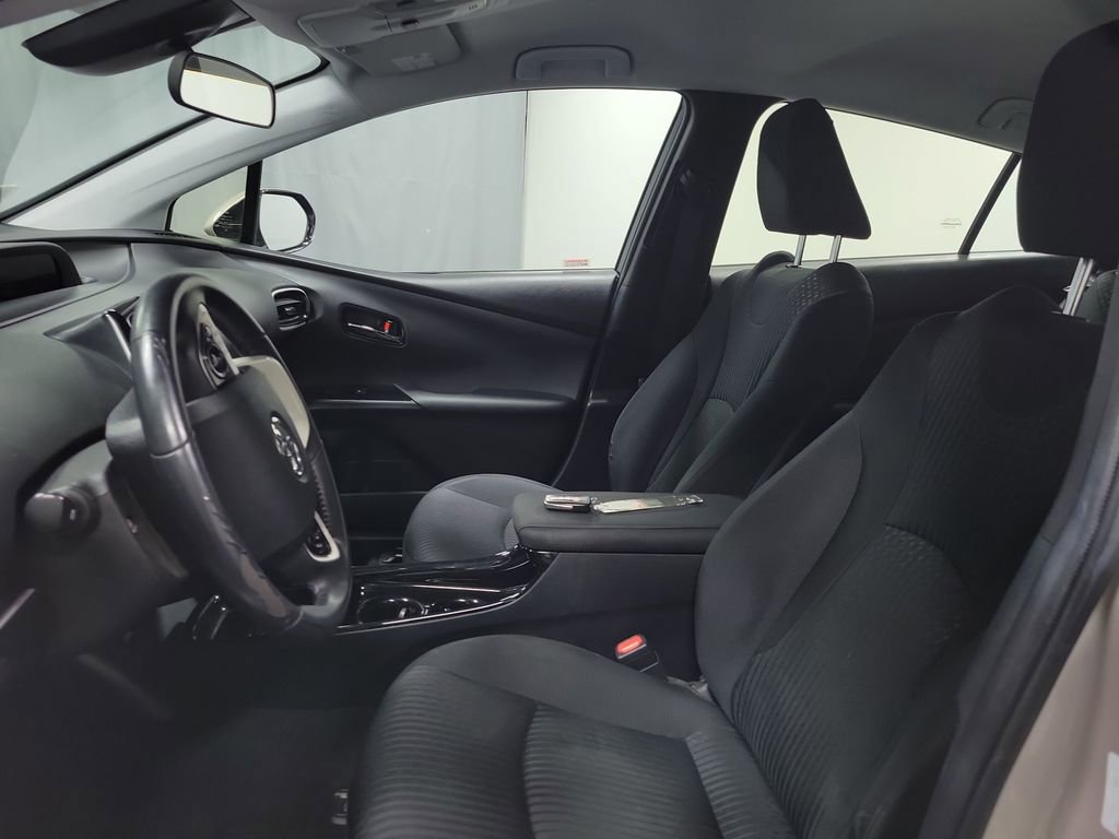 Used 2018 Toyota Prius Prime Plus image 12