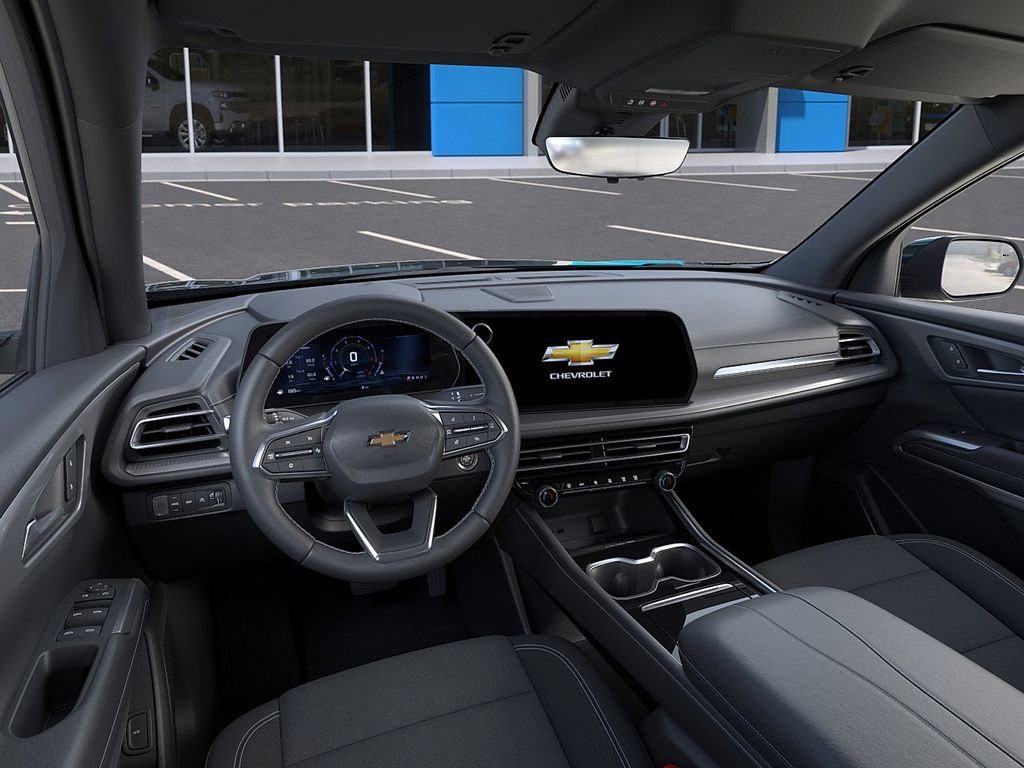 New 2026 Chevrolet Traverse LT w/ Driver Confidence Package AWD/4WD image 15