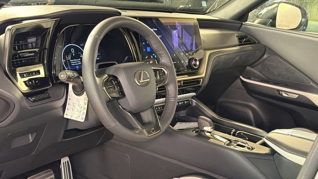 New 2026 Lexus TX 500h AWD image 17