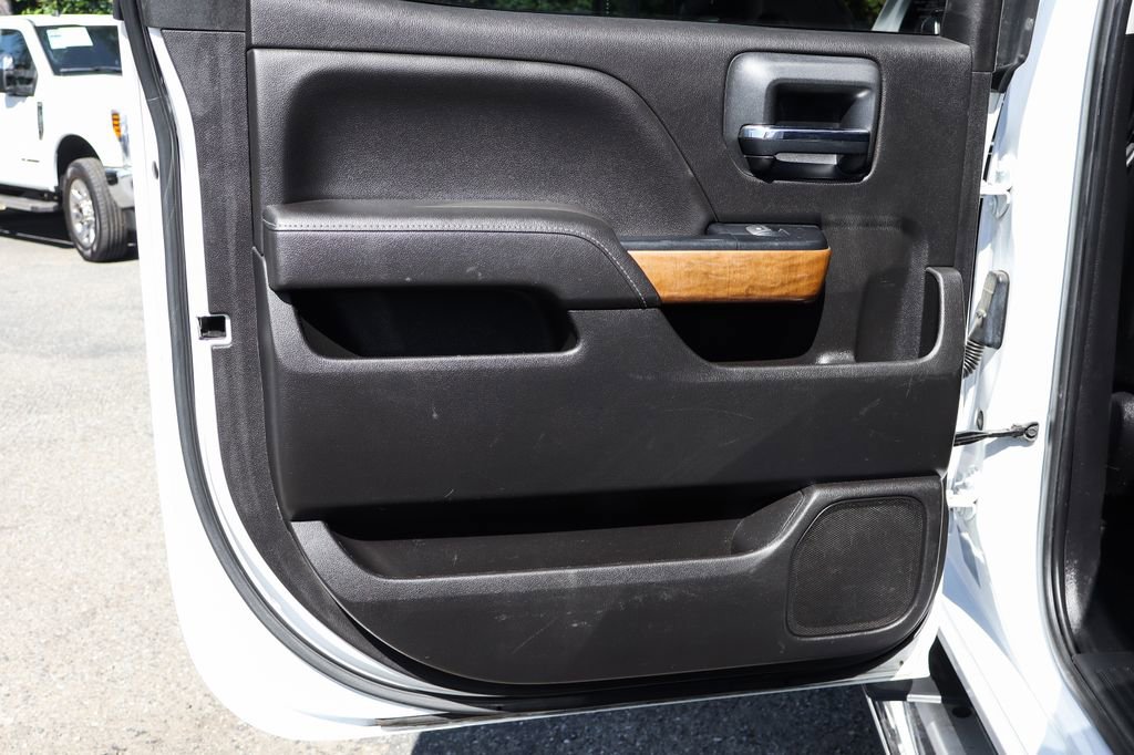 Used 2017 Chevrolet Silverado 3500 LTZ w/ Duramax Plus Package image 44