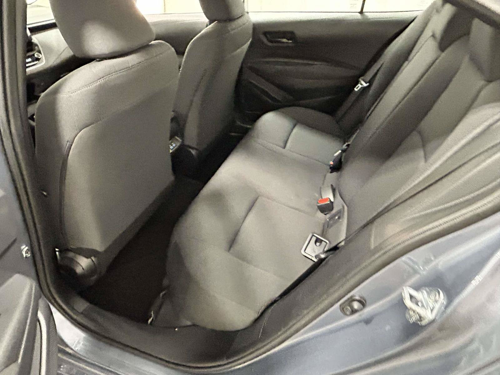 Used 2025 Toyota Corolla LE FWD image 8