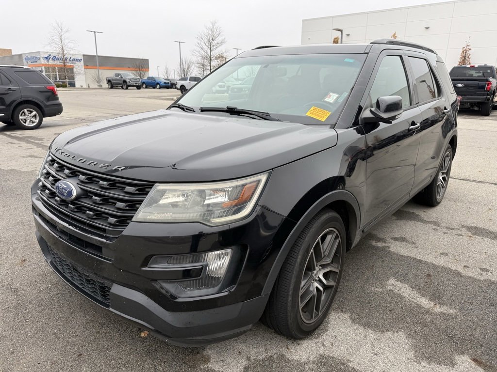 Used 2016 Ford Explorer Sport w/ Equipment Group 401A image 3