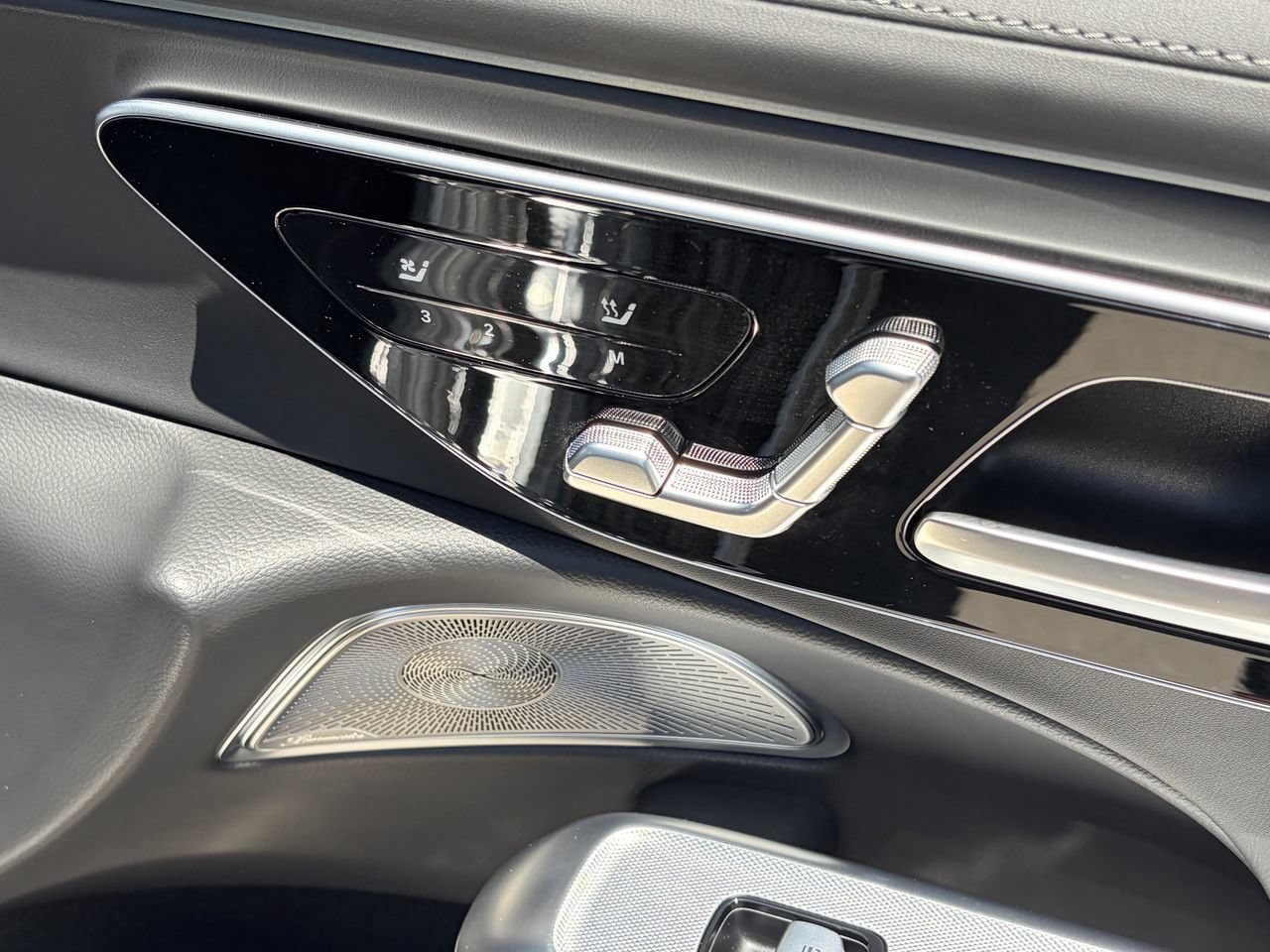 Used 2026 Mercedes-Benz E 350 4MATIC Sedan image 11