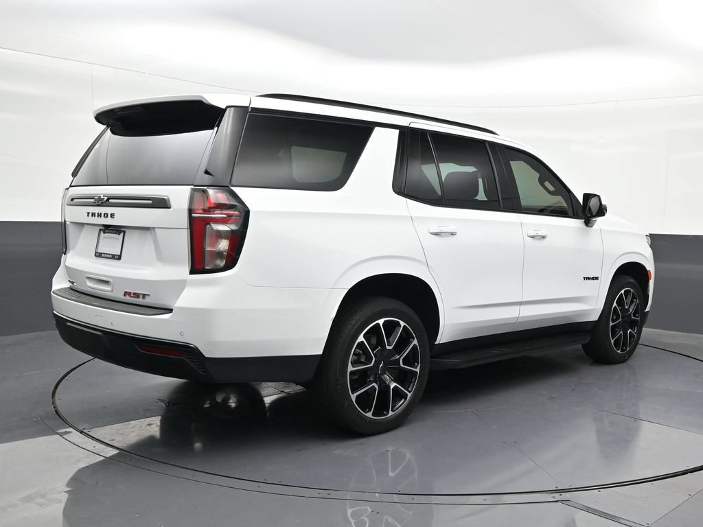 Used 2024 Chevrolet Tahoe RST w/ Luxury Package RWD image 5