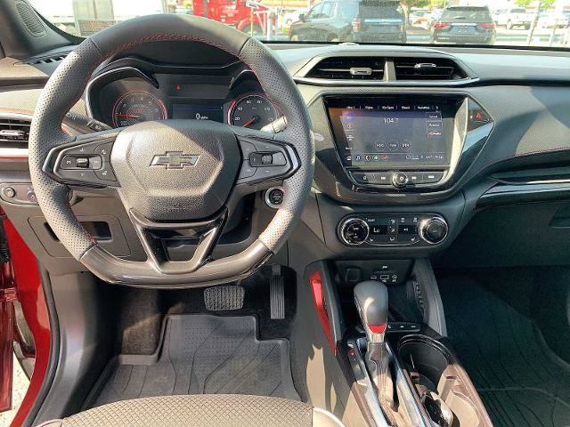 Certified 2023 Chevrolet TrailBlazer RS w/ Sun and Liftgate Package AWD/4WD image 20