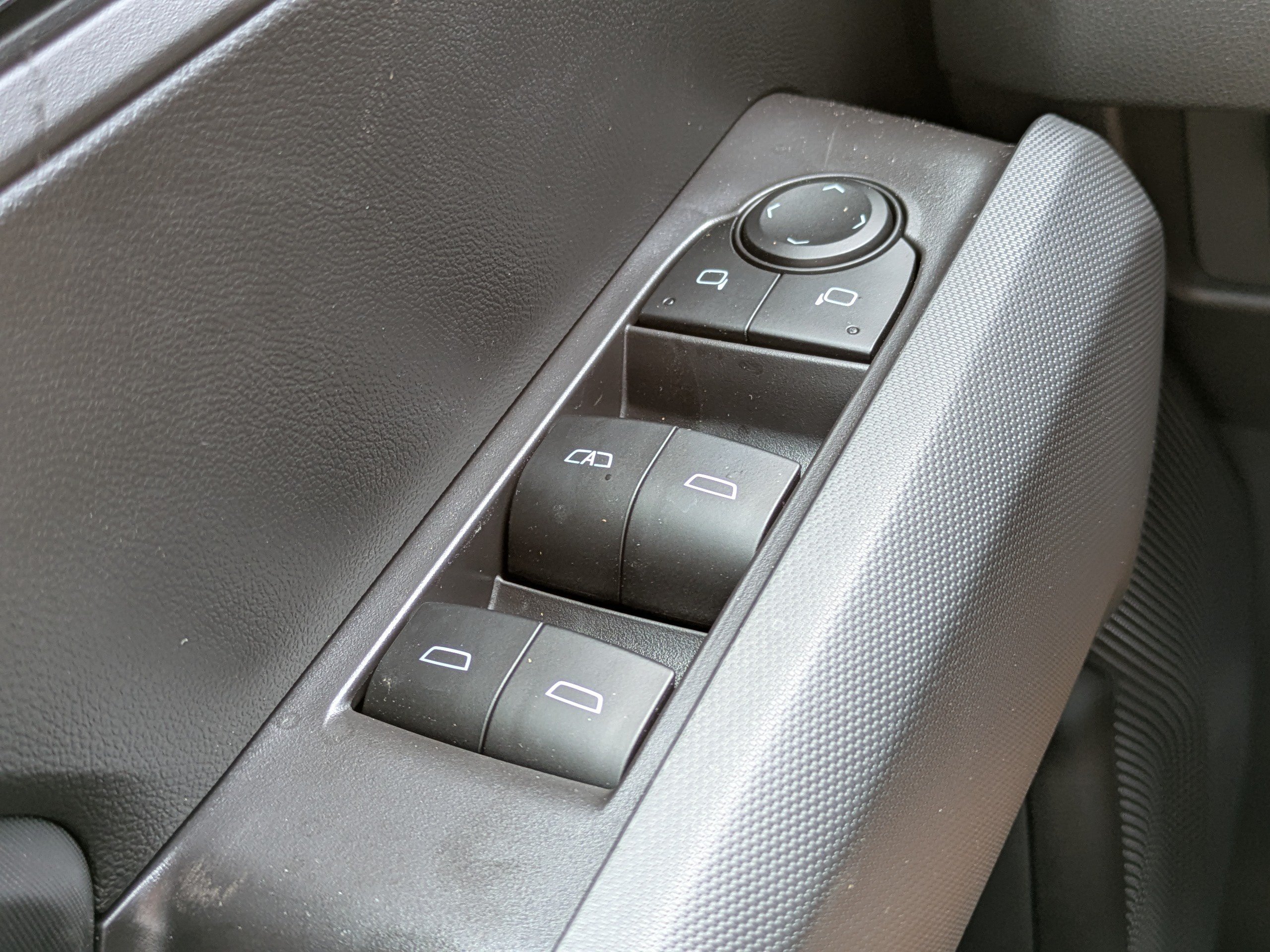 New 2026 GMC Canyon Elevation w/ Convenience Package RWD image 25
