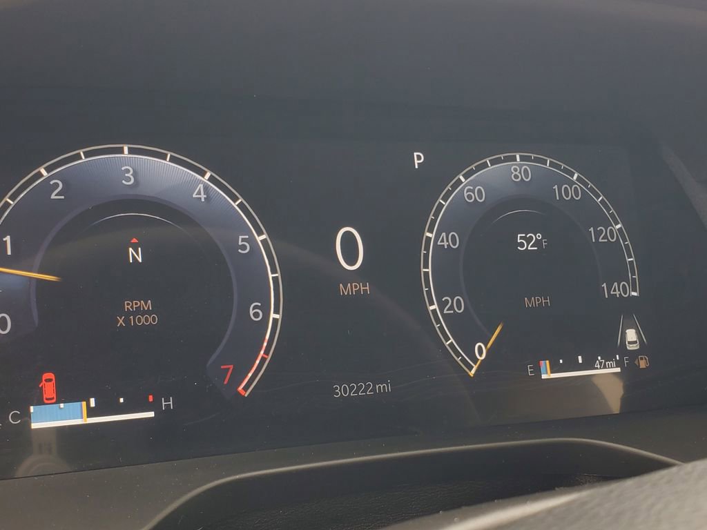 Used 2024 Jeep Grand Cherokee Limited image 17
