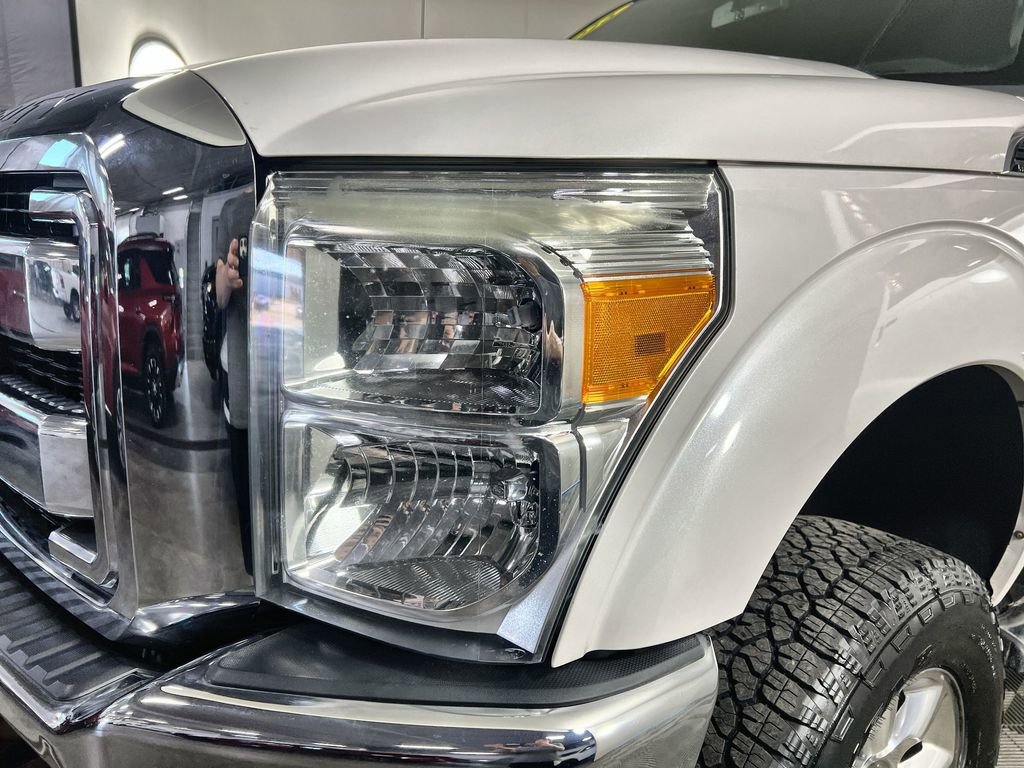 Used 2015 Ford F250 Lariat w/ Lariat Ultimate Package AWD/4WD image 35
